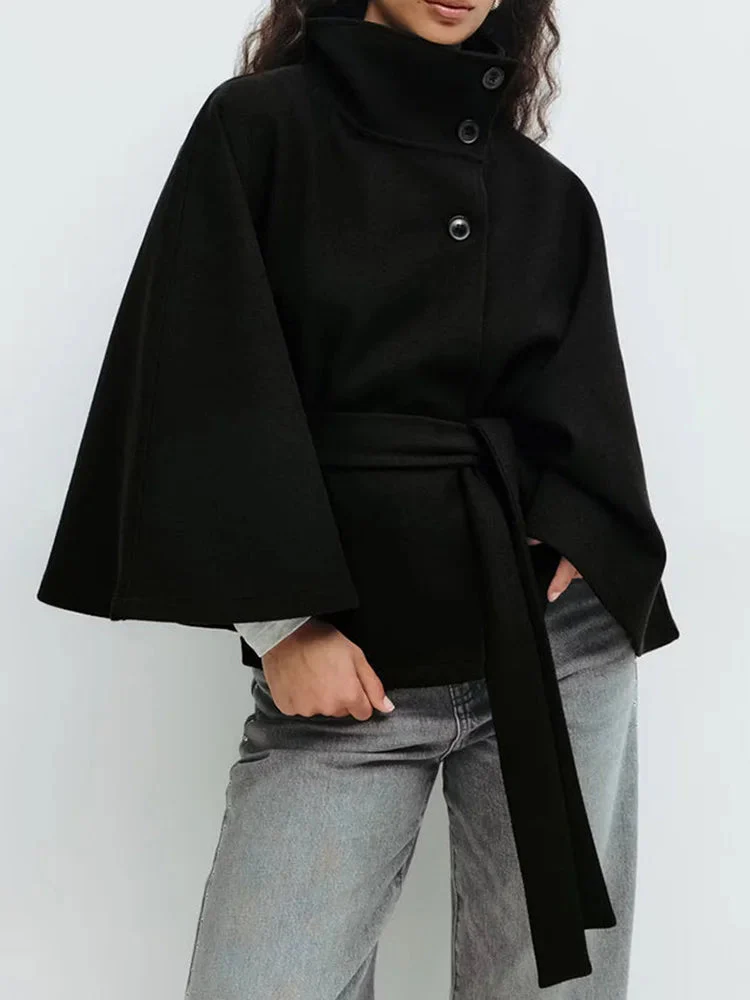 Cappotto a Mantella dal Design Elegante da Donna | Lirena - Image 3