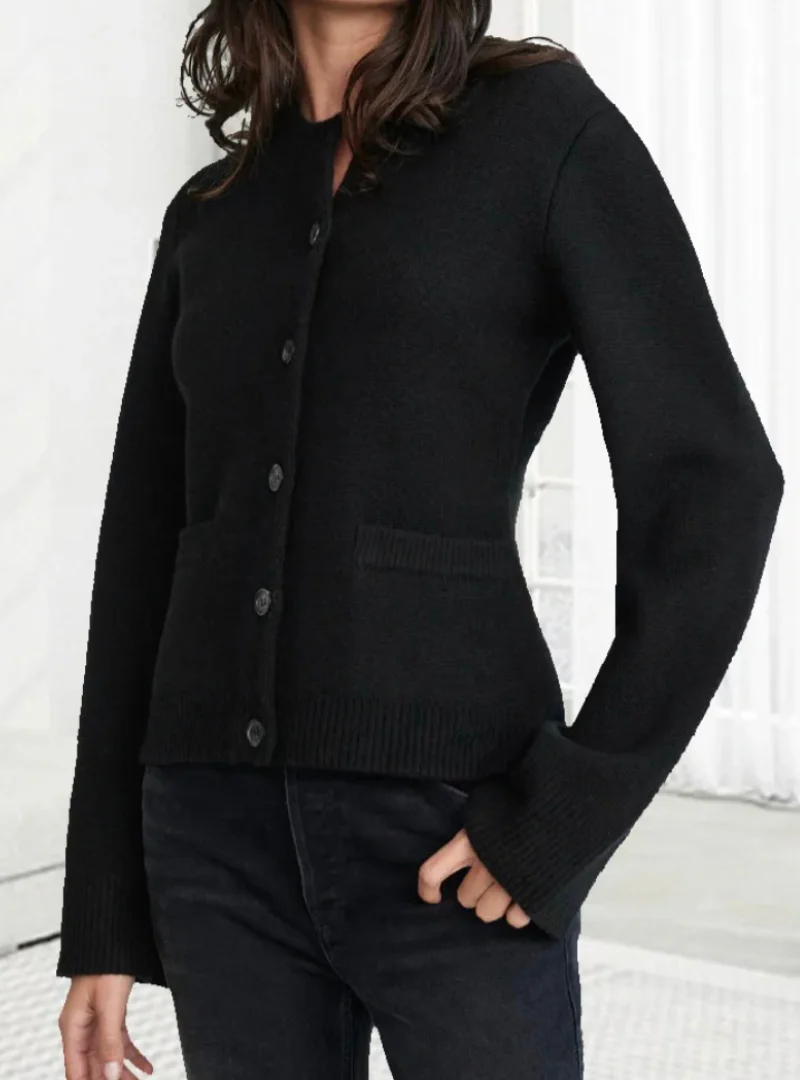 Morbido | Cardigan Con Bottoni Autunnale - Image 7