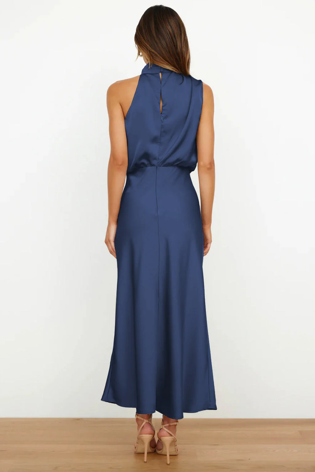 Vestito Lungo in Raso Elegante Per Donna | Veloria - Image 9